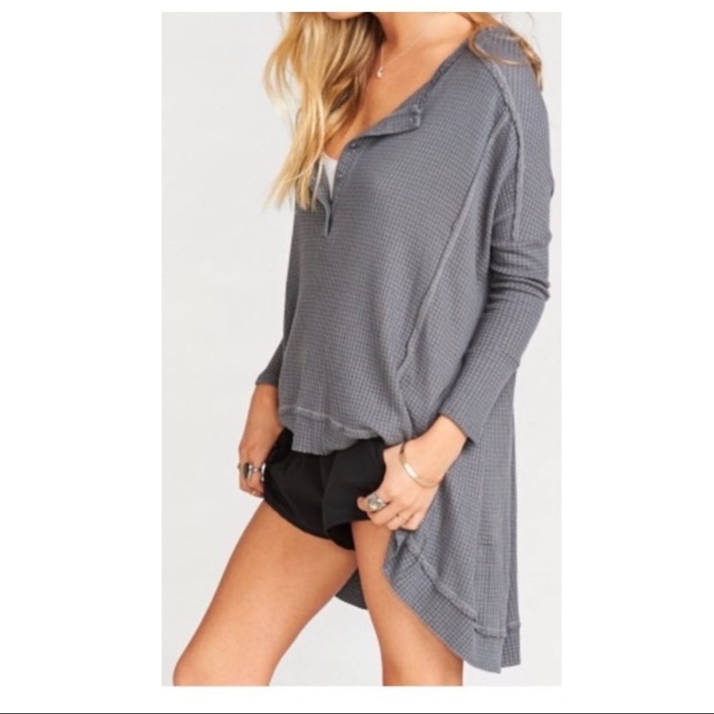 SOLD-Show Me Your Mumu High-Low Henley Gray Waffled Knit Oversized Thermal Top - Picture 8 of 11